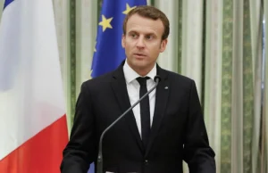 Prezydent Francji Emmanuel Macron wzywa do weryfikacji wieku online w celu...