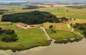 Milionowe inwestycje i zdewastowane Mazury - oglądaj w GO