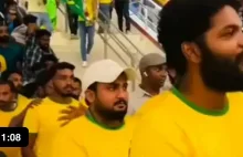 Prawdziwi fani piłki nożnej w Katarze.
