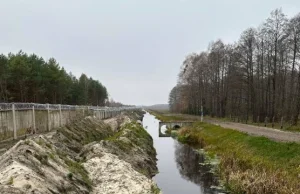 Ukraine erecting wall on border with Belarus