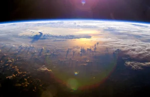 Ziemia może regulować swoją temperaturę przez tysiąclecia, jak wynika z...