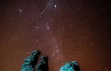O której godzinie na nocnym niebie przelatuje najwięcej meteorów