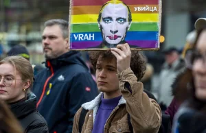 Rosja: Duma zakazuje "propagowania homoseksualizmu" wśród dorosłych