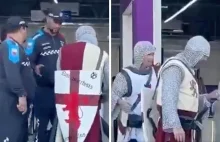 Angielscy kibice w przebraniu rycerzy krzyżowców nie są wpuszczeni na stadiony