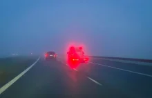 Trudne warunki pogodowe na drogach w Polsce. Włącz światła, nie oślepiaj