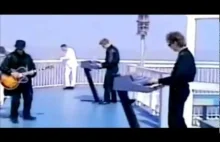 Depeche Mode - Enjoy The Silence (wykonanie na wieżach World Trade Center)
