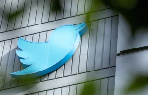 Twitter stracił 50% z grupy swoich 100 największych reklamodawców, $2mld rocznie