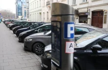 Kraków planuje podwyżki w strefie parkowania. Opłata pobierana także w niedzielę