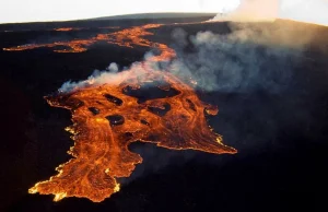 Wybuchł największy na świecie aktywny wulkan. Rzeki lawy i popiół