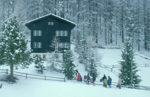 Domek z "Last Christmas" znów do wynajęcia. Chętnych nie brakuje