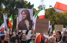 W Iranie nie będzie nakazu noszenia hidżabu? Po protestach szansa na zmiany