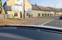 Dolny Śląsk: Ludzie rzucili się na ziemniaki. Wysypały się z przyczepy na ulicę