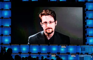 Edward Snowden przyrzekł wierność Rosji i otrzymał rosyjki paszport
