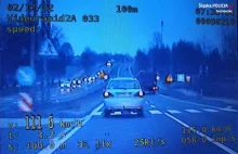 Jechał nietrzeźwy 111km/h z 4 czynnymi zakazami prowadzenia pojazdów.