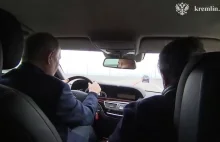 Nagranie z Putinem za kierownicą wzbudza podejrzenia. "Myślicie, że tam był?"