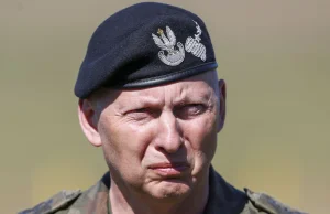 Gen. Różański: Ukraina zakończyła badania nad dronem kamikadze