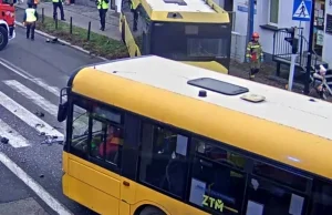 Wypadek autobusów w Gliwicach. Moment zderzenia na filmie