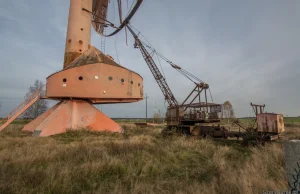 Wybudował na swoim polu nietypową elektrownię.