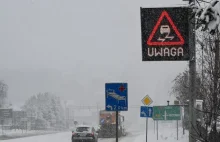 Podkarpacie: Opady śniegu dają się we znaki. W powiecie jarosławskim runął dach