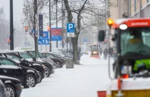Warszawa rozwiązuje umowy z firmami które nie odśnieżały przystanków i chodników