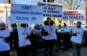 Prezes przyjechał, pracownicy się zaśmiali. Trzy urzędniczki dostały...