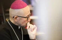 Abp Galbas: parafiom bardzo dzisiaj potrzeba radykalnych księży