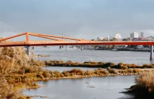W Warszawie powstaje nowy most pieszo-rowerowy przez Wisłę