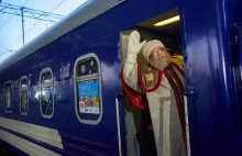 Ukrainę przemierza pociąg Świętego Mikołaja [ZDJĘCIA