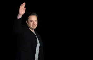 Elon Musk: Prawie 100 aktywnych terminali Starlink w Iranie