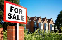 Najodważniejszy scenariusz zakłada spadek cen nieruchomości w UK nawet o 15-20%