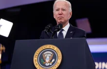 Biden wyda pół miliona na sztuczną inteligencję, która wykryje mikroagresje