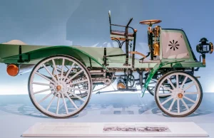 Dostawczy Daimler z XIX wieku - prapradziadek Sprintera