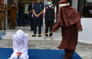 Indonezja: kobietę może chłostać tylko kobieta