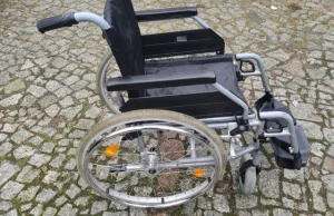 Zabrały wózek inwalidzki nastolatce. Myślały, że jest do wzięcia.