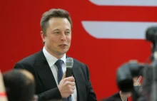 Elon Musk z niechlubnym rekordem. Jest pierwszą osobą, której majątek...