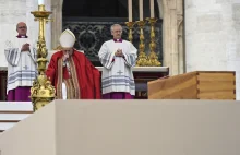 Franciszek pożegnał Benedykta XVI. Kluczowe trzy słowa