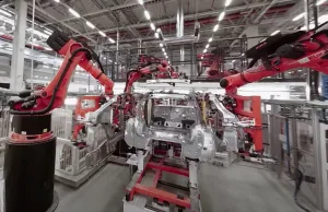 Jak wygląda produkcja samochodów elektrycznych w berlińskiej fabryce Tesli
