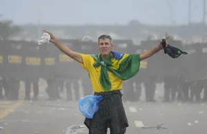 Protesty w Brazylii. Zwolennicy Bolsonaro szturmują Kongres