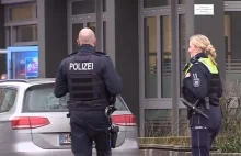 Niemcy: 17-latek zadźgał w szkole nożem nauczycielkę