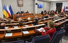 Senat chce wyjaśnień od rządu w sprawie fuzji Orlenu z Lotosem