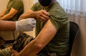 [EN] Pentagon oficjalnie uchyla wymóg szczepienia na Covid-19 przez żołnierzy