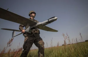 Polski dron FlyEye w rękach Rosjan. Prawdopodobnie zdobyli go na ziemi