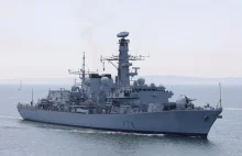 Brytyjski okręt śledzi rosyjską fregatę na wodach międzynarodowych