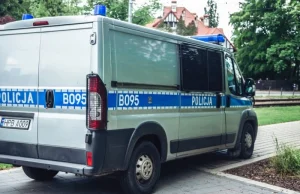 Wrocław: Policjant raniony maczetą podczas interwencji