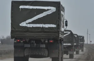 Rosja nie liczy się ze stratami. Ciężarówki z ciałami żołnierzy wracają.