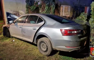 Nieletni ministrant pożyczył auto od księdza, bo chciał się "karnąć"