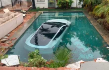 Tesla wjechała do basenu. Tym razem winny nie był samochód