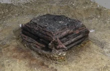 W Bawarii odkryto drewnianą studnię z epoki brązu z darami składanymi...