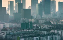 Warszawa przyszłości według AI. Zobacz zdjęcia stolicy w 2100 roku