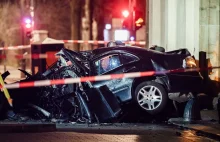Samochód z polską rejestracją uderzył w Bramę Brandenburską. Kierowca nie...